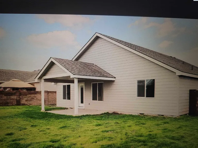 8913 Aldridge Ct — Photo 2