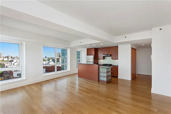 Sold by Urban Realty NYC | media 14