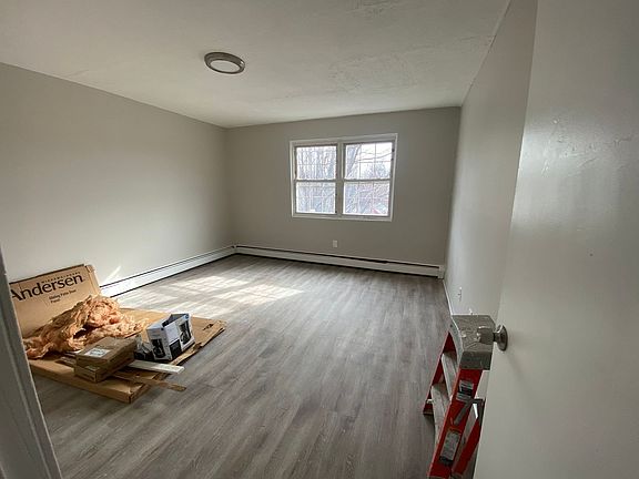 3rd image of 158-162 Water St #15