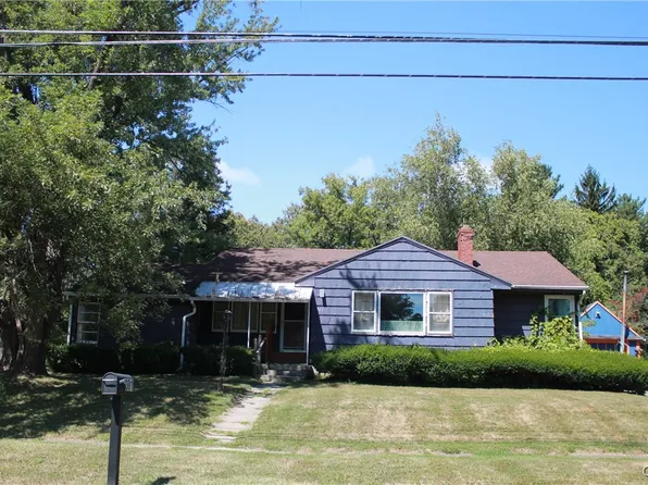 301 Winchester Rd, East Syracuse, NY 13057