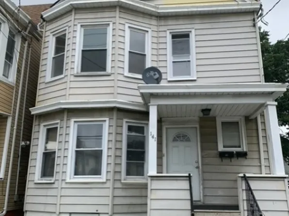 141 Hazel St, Paterson City, NJ 07503