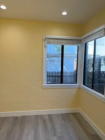 3833 Beresford St — Photo 3