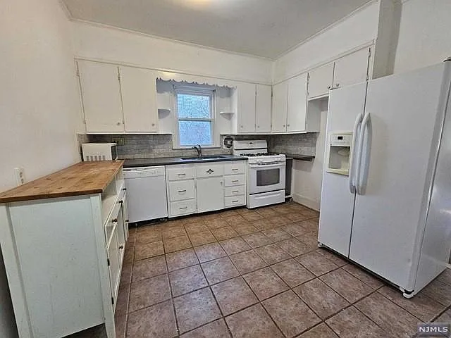 482 Sterling Pl #1 — Photo 14