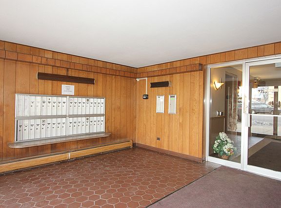 2nd image of 7733 W Belmont Ave APT 307