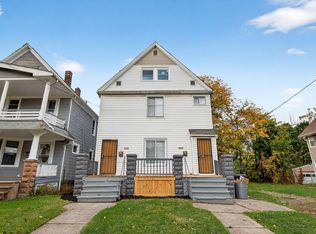 2042 W 98th St, Cleveland, OH 44102