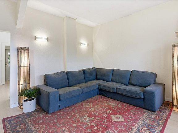 3rd image of 236 Crease Ave