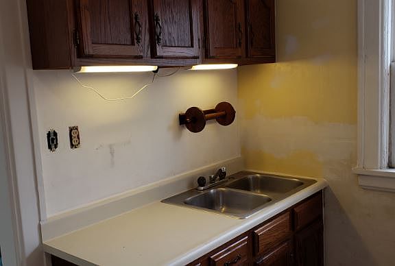 2nd image of 722-24 W 9th St