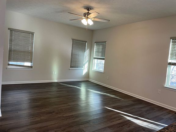 2nd image of 286 Warm Springs Dr
