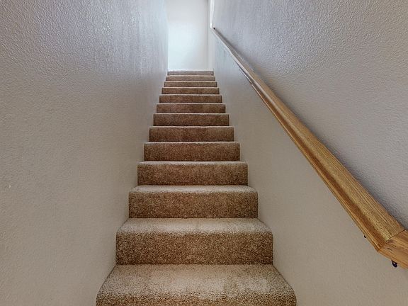 5th image of 1916 Gunnison Pl NW