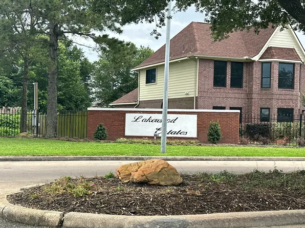 223 Laurel St, Baytown, TX 77520