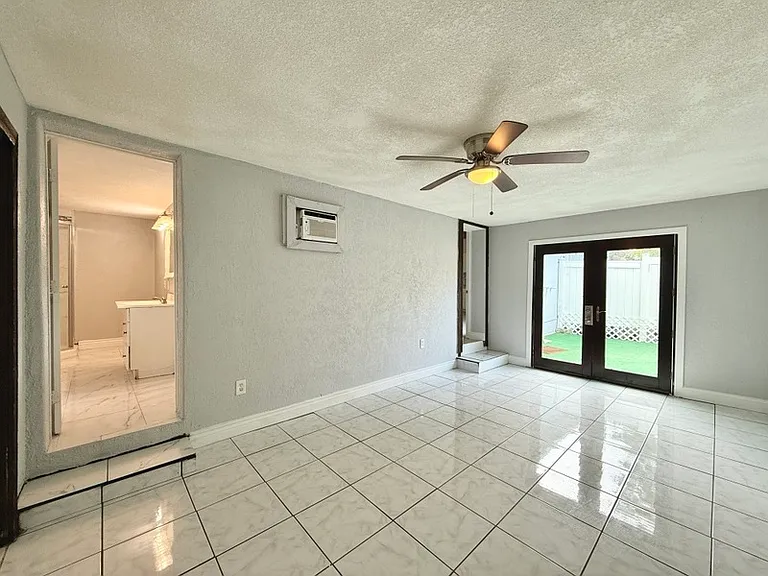 1436 San Juan Ct #B — Photo 15