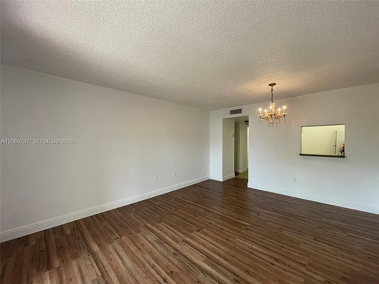 4334 NW 9th Ave #9-3G — Photo 2