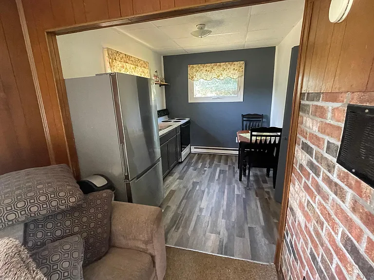 161 Valley Rd — Photo 2