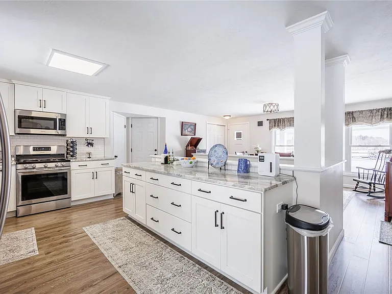 7497 Lake Ave — Photo 9
