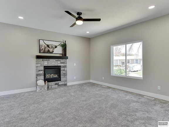 3rd image of 2712 N 125th Cir