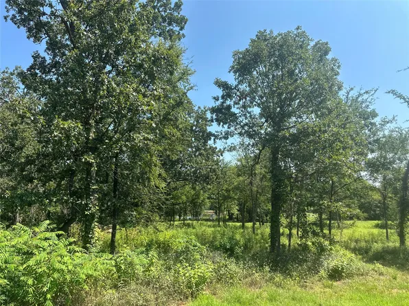 37 Nicklaus Dr, Sulphur Springs, TX 75482