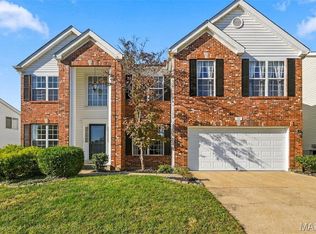 137 Birchwood Trail Dr, Maryland Heights, MO 63043