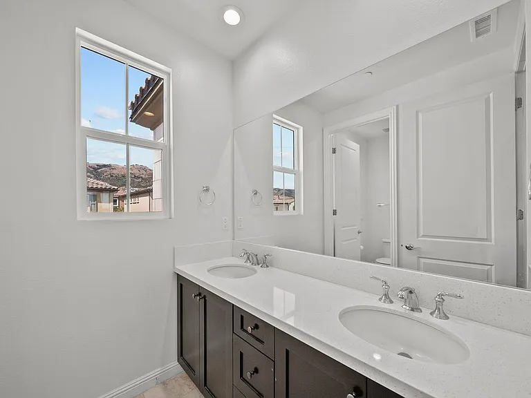 20752 Spruce Cir — Photo 42