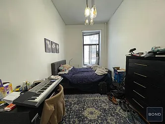 Rented by Bond New York