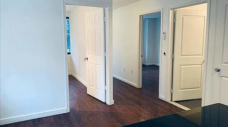 Rented by R New York