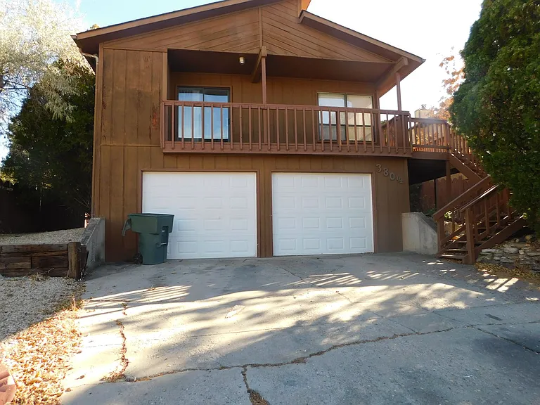 380 1/2 Ridge View Dr — Photo 1