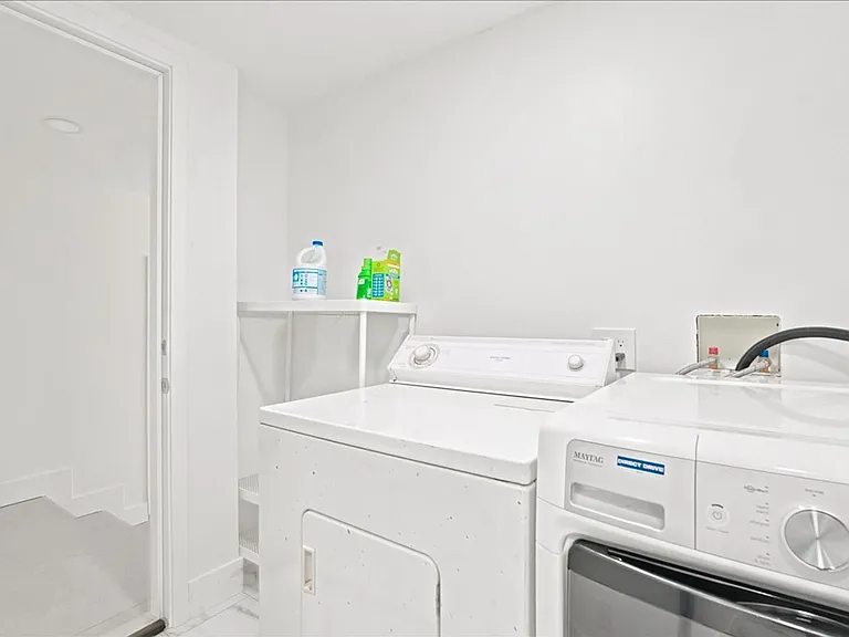 601 Poplar Ave — Photo 12