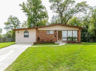 1301 Mendell Dr, Saint Louis, MO