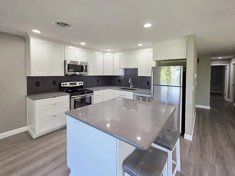 303 Gage Blvd #311