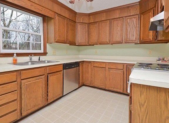 5th image of 6811 McLeansville Rd