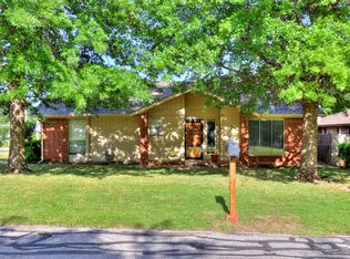 409 Delia St, Midwest City, OK 73110