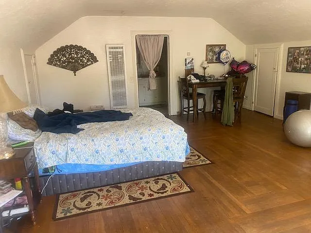 2971 Villa St — Photo 3