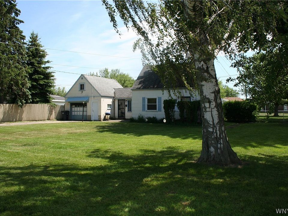 1st image of 81 Stearns St