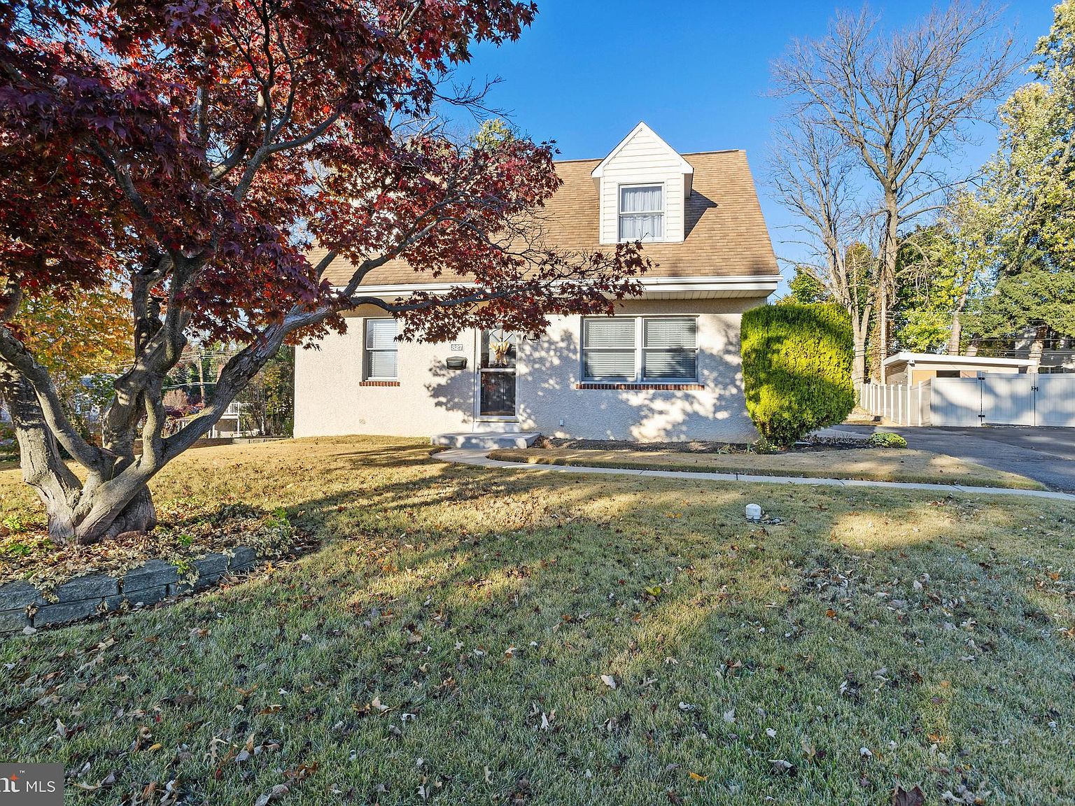 327 E Woodlyn Cir, Woodlyn, PA 19094 | Zillow