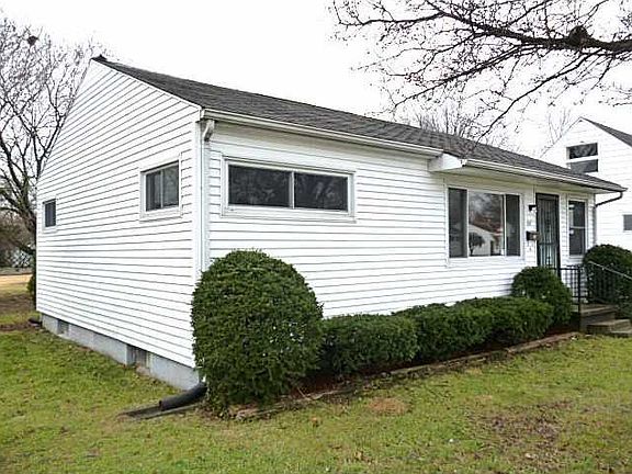 3rd image of 538 Maplewood Dr