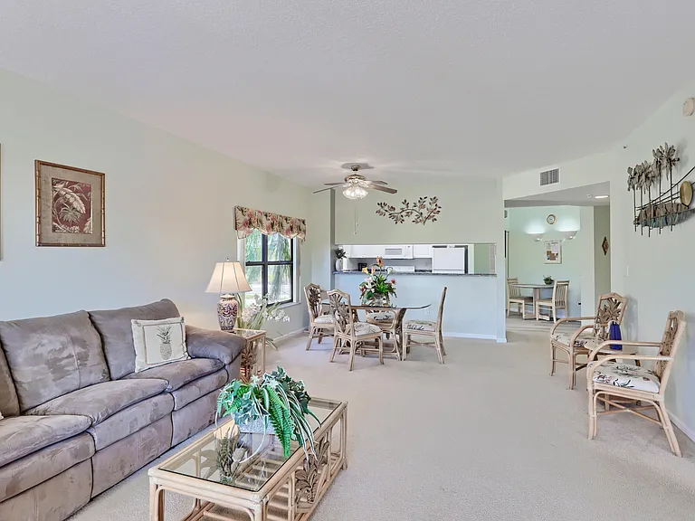 800 Uno Lago Dr #305 — Photo 20