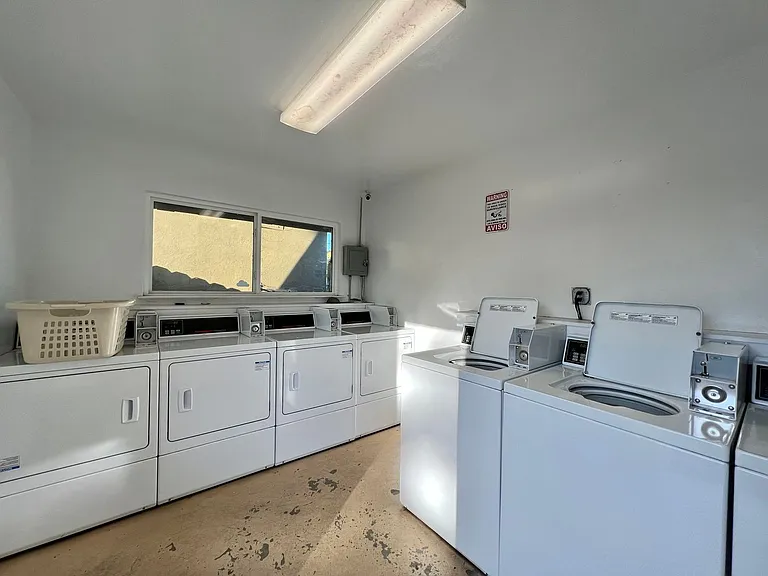 Solano Apartments — Photo 31