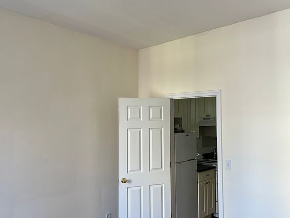 5th image of 1372 1st Ave APT 5A