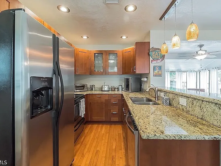 424 Wiltshire Rd — Photo 11