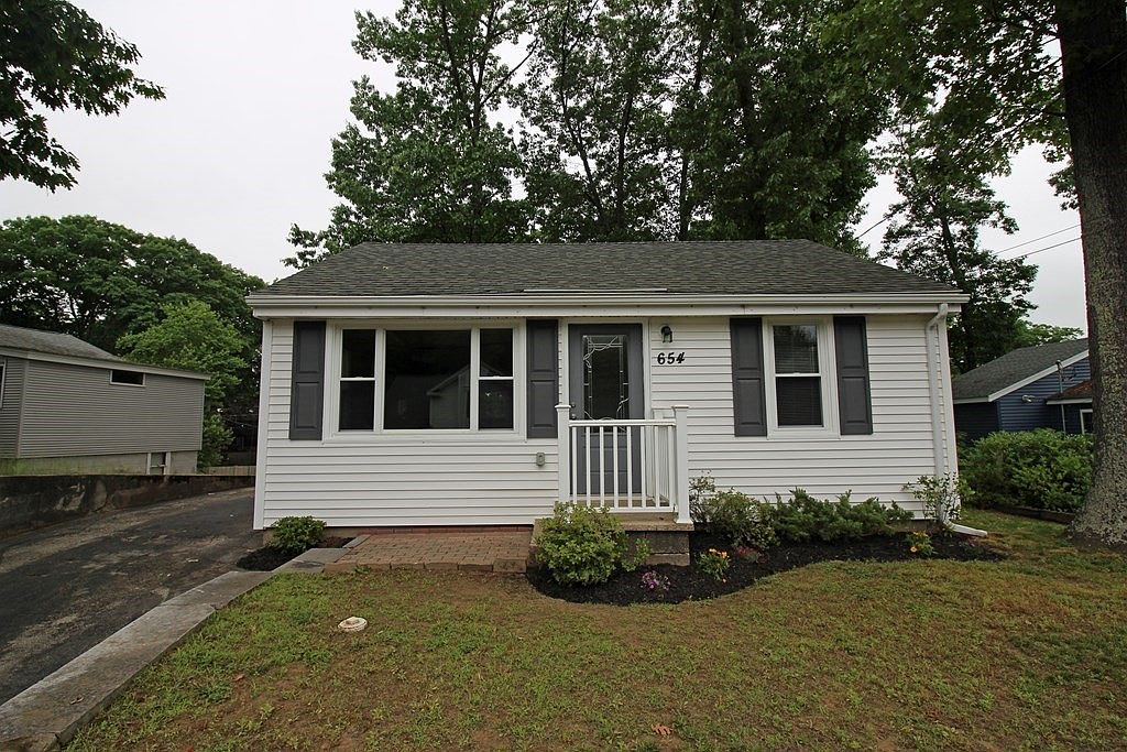 654 Stevens St, Marlborough, MA 01752 Zillow
