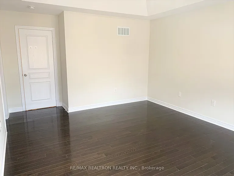 10 James Glover Dr — Photo 15