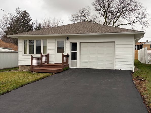 (undisclosed Address)