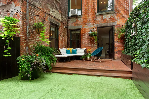 Sold by Compass | media 13