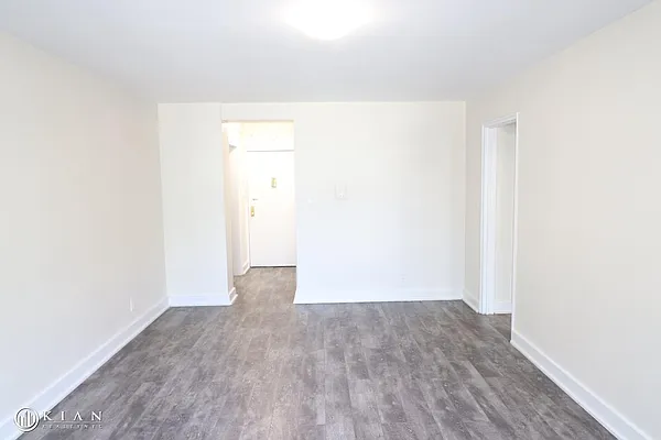 Rented by Kian Realty | media 2