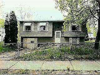 2nd image of 3405 Mayo St