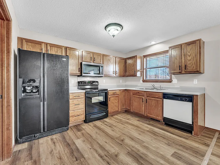 1209 W Butterfield Dr — Photo 12