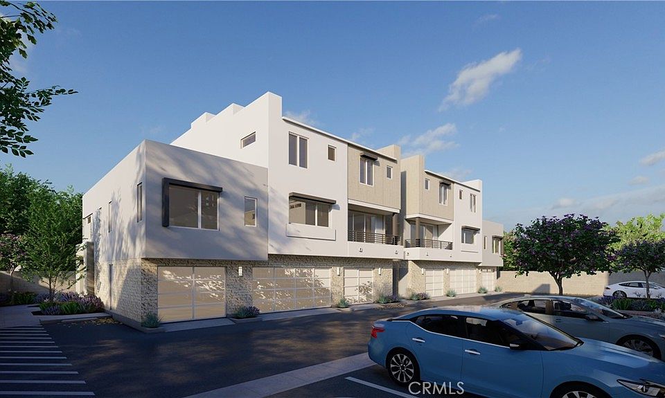 1st image of 15725 Normandie Ave #4