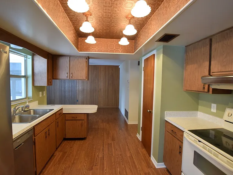 3340 Alena Ct — Photo 5
