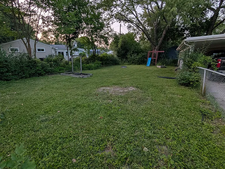 2734 Hampshire Rd — Photo 24