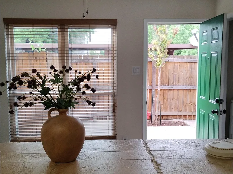 2811 Woodbury St #306 — Photo 7