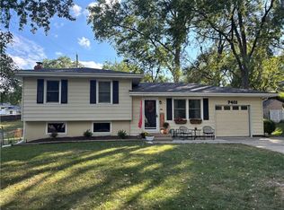 7401 NW 75th Ter, Kansas City, MO 64152